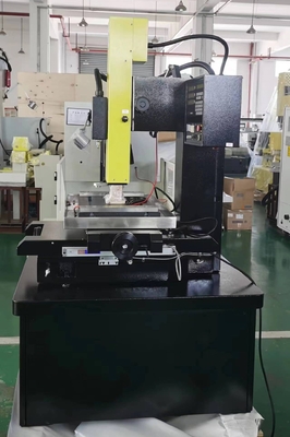 精密小穴EDM掘削機703A 掘削深さ370mm