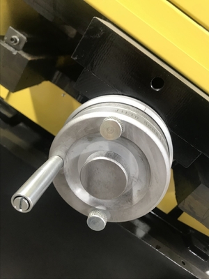 中速 CNC ウェッドム切断機 Dk7740 スーパー経済的な販売後サービス
