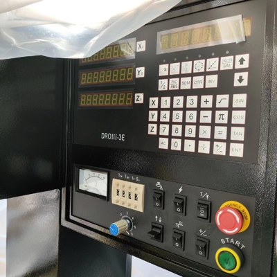 Znc金属 小穴EDMドリル 703A プロセス使用 金属ドリリング CNC機械ツール