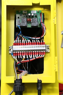 経済的なCNC機械ツール EDM550 精密な生産のためのダイシンカー鋳造機