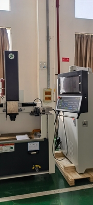 CNC ミラー・ダイ・シンカー EDM マシン RAM型 EDM1260h 高精度加工用
