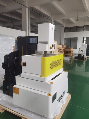 スパークワーク CNC 電動放電線切断EDMマシンD320c