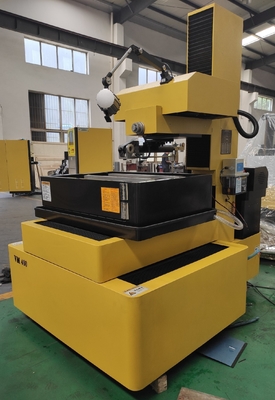 電動 スパーク Dk7740f 高速 CNC ワイヤ 切断 EDM マシン