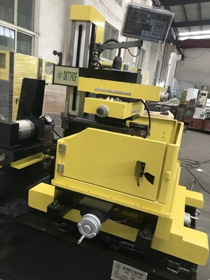 電動 スパーク Dk7740f 高速 CNC ワイヤ 切断 EDM マシン