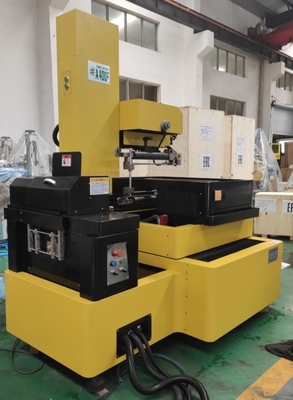電動 スパーク Dk7740f 高速 CNC ワイヤ 切断 EDM マシン