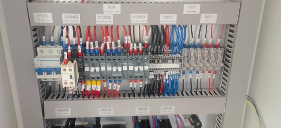 精密金属切削のための大型移動大型Taper CNCワイヤーカットEDMマシンDk77120